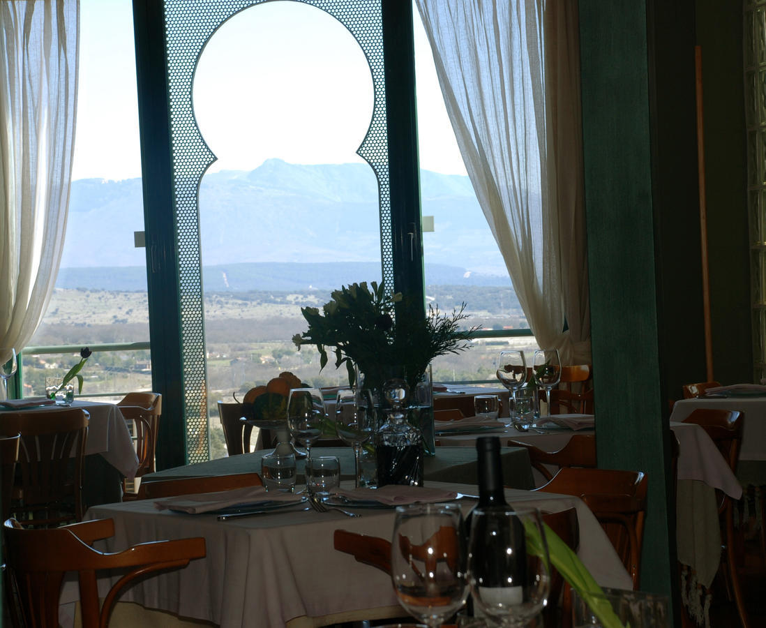 Hospederia El Arco Hotel Villavieja del Lozoya ภายนอก รูปภาพ